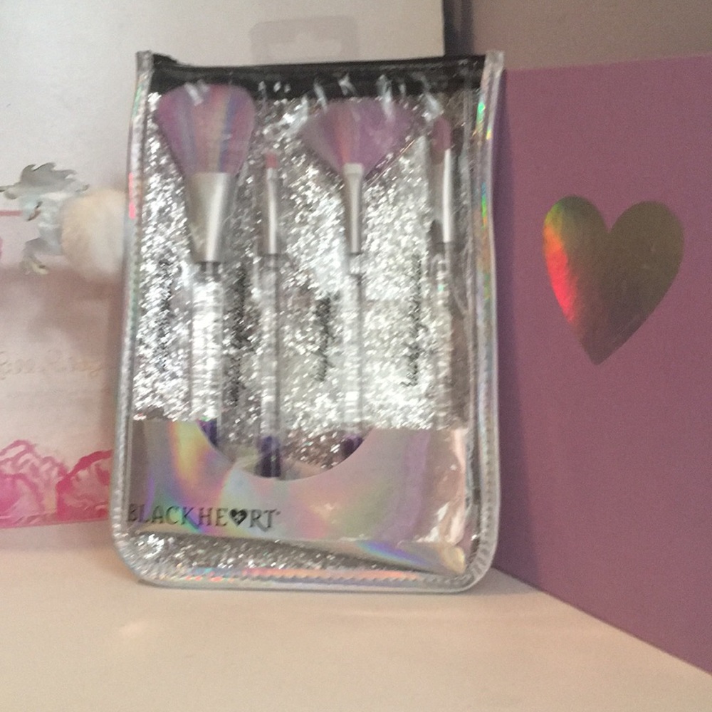 Black heart hot topic makeup brushes unicorn